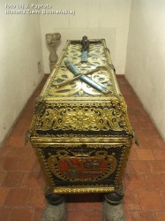 Pozłacany sarkofag Stanisława Lubomirskiego